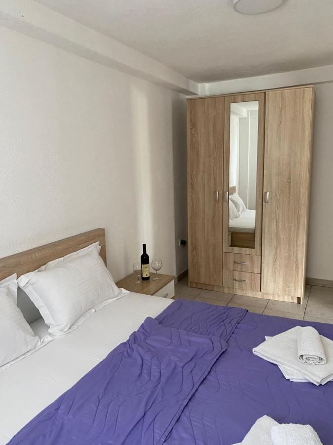 Boss Apartment *