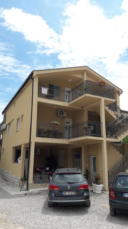 Boss Apartment